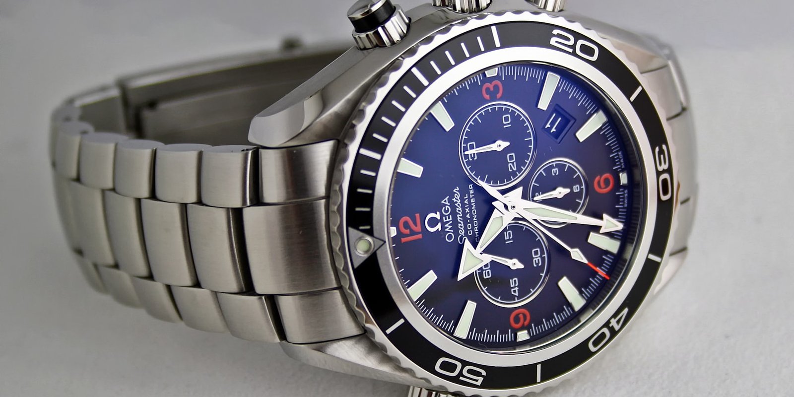 Luxury chronograph watch